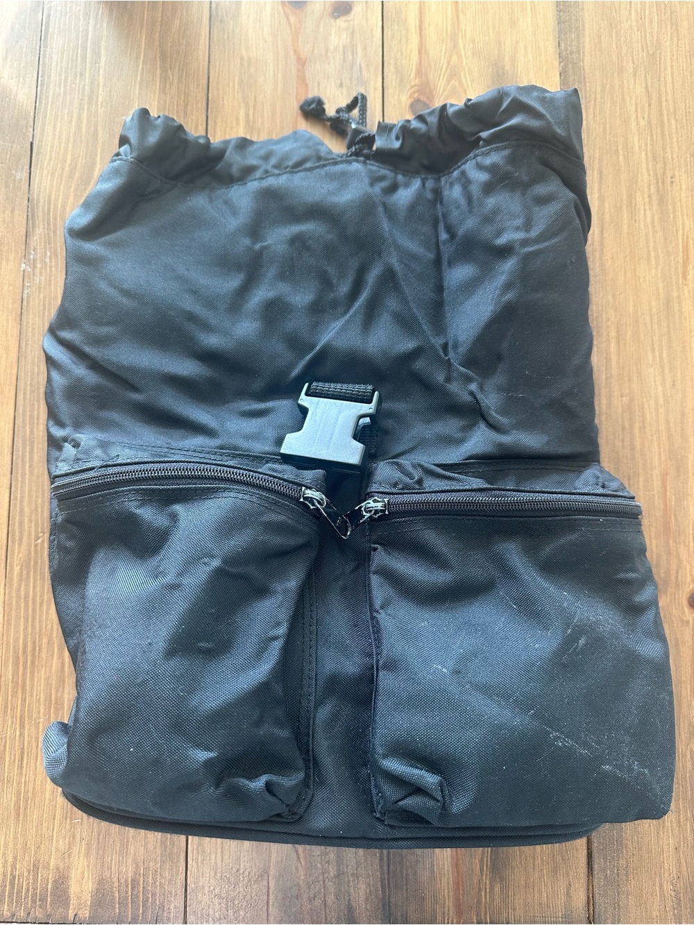 GAP Black Drawstring Backpack - Picture 2 of 5